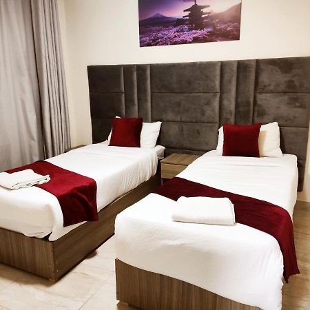 Golden Plaza Hotel アンマン エクステリア 写真