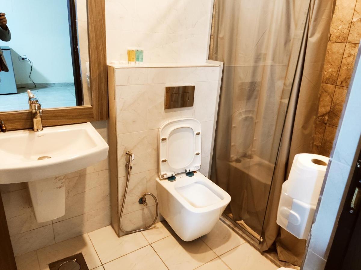Golden Plaza Hotel アンマン エクステリア 写真