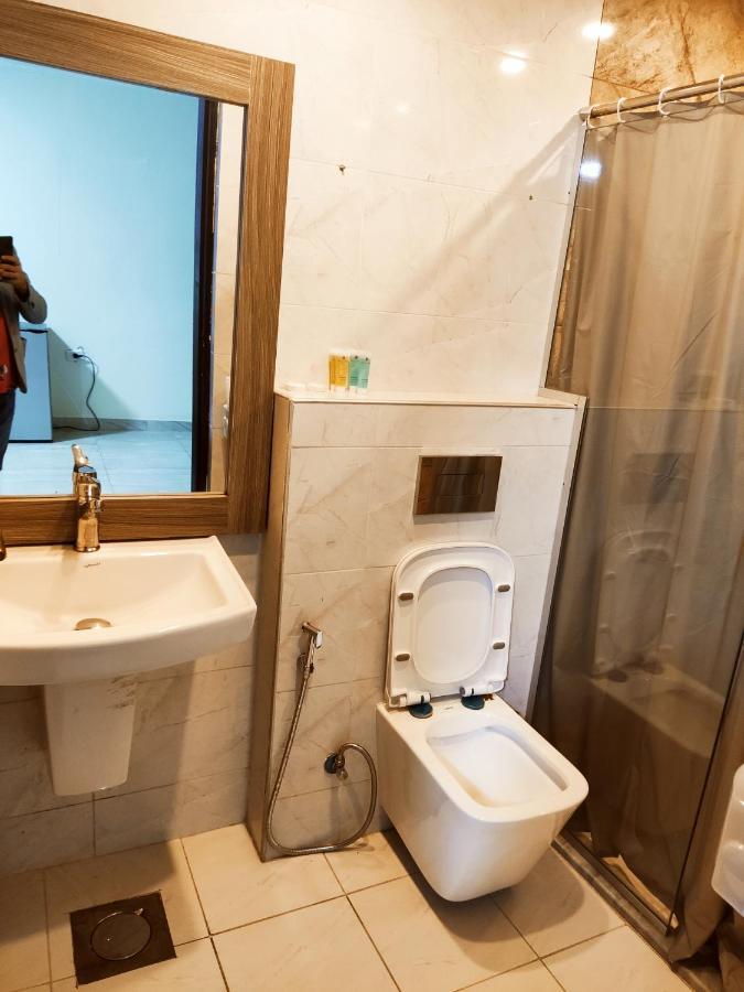 Golden Plaza Hotel アンマン エクステリア 写真
